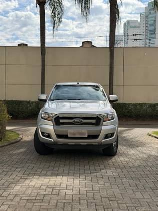 FORD RANGER 2.2 XLS 4X4 CD 16V DIESEL 4P AUTOMÁTICO FORD RANGER 2.2 XLS 4X4 CD 16V DIESEL 4P AUTOMÁTICO